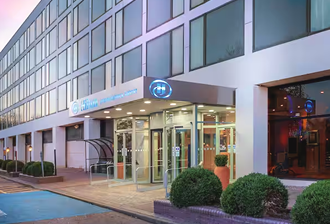 Airport Hotels with Parking