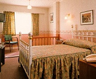 Town And Country Lodge - Bedroom Town And Country Lodge Bristol Airport