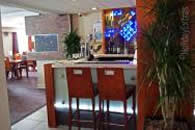 Express Holiday Inn Gatwick Bar Express Holiday Inn Gatwick Bar