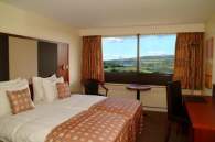 Erskine Bridge Glasgow Airport Outside Hotel Image