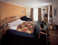  Luton Airport Express Holiday Inn