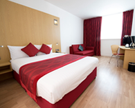 Ramada Encore Luton - Bedroom Ramada Encore Luton