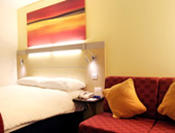 Express Holiday Inn Stansted Airport